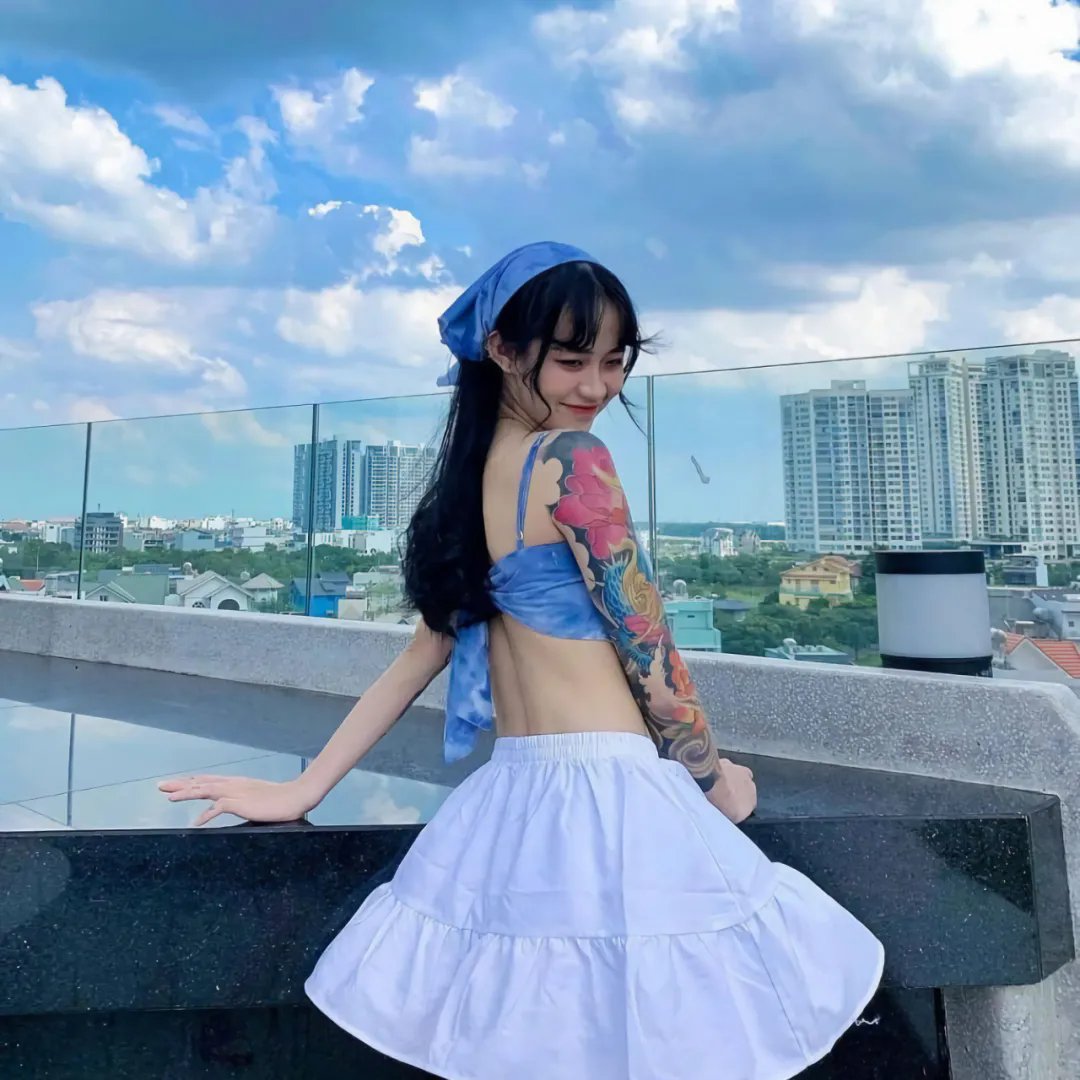 不倒翁的奇幻旅程